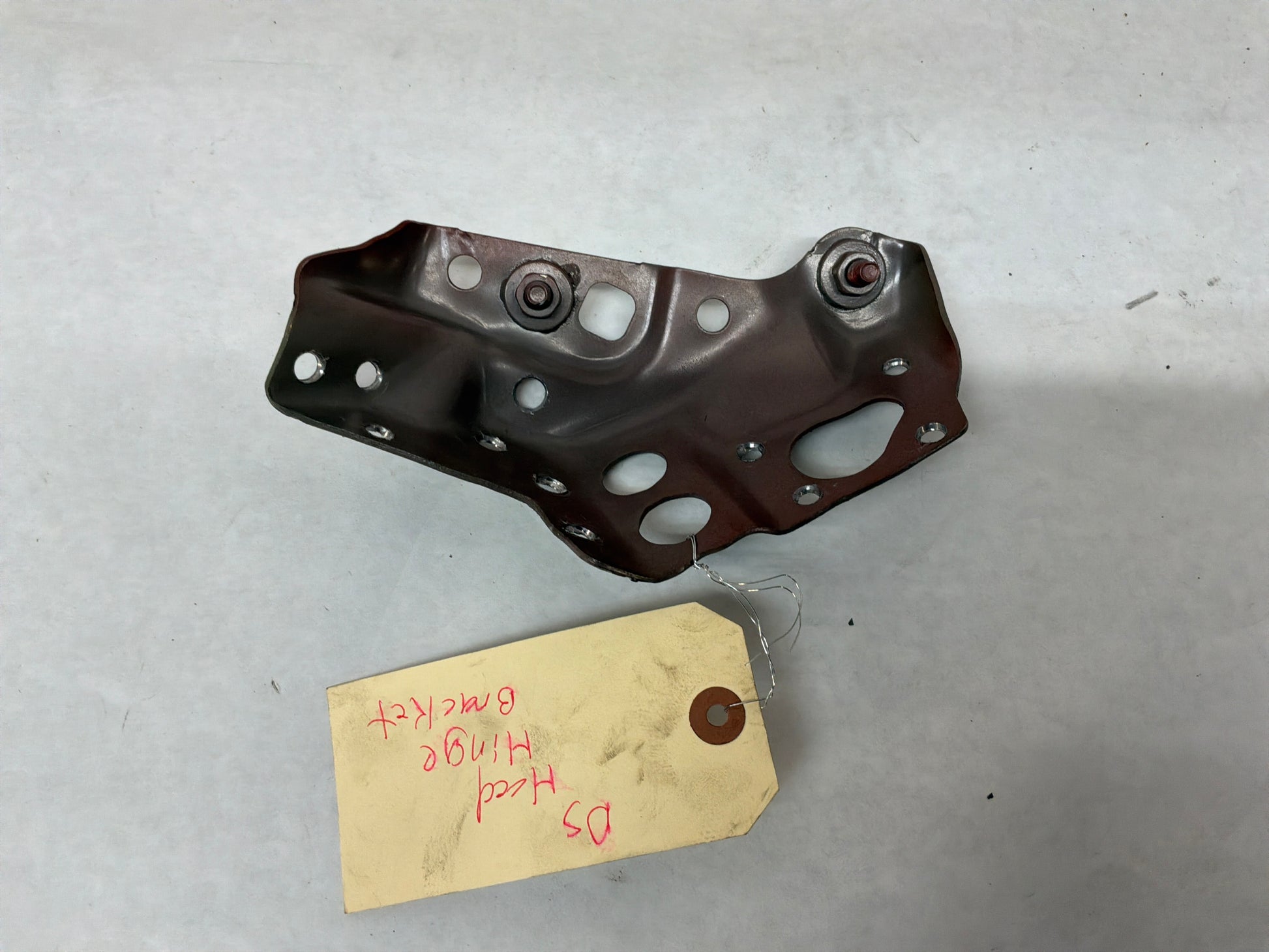 Weld hood bracket - Day's Parts Yard
