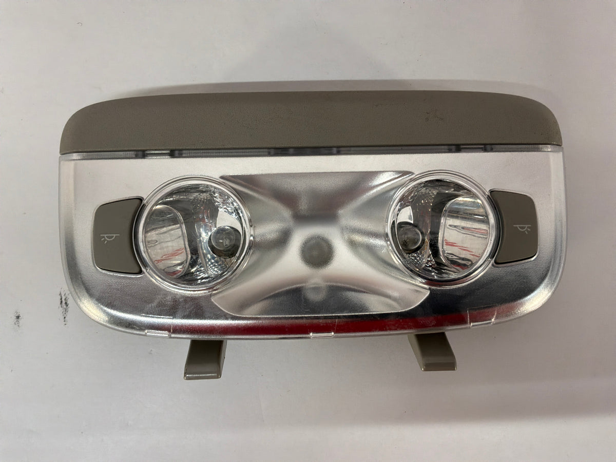 2016 Chevy SS Sedan Over Head Rear Dome Map Light OEM