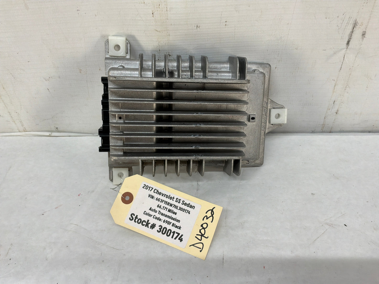 2017 Chevy SS Sedan Bose Stereo Radio Speaker Amplifier OEM