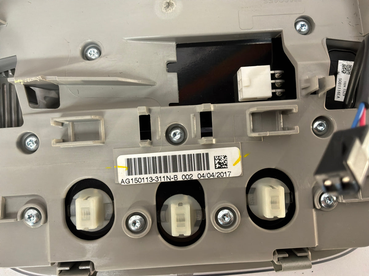 2016 Chevy SS Sedan Overhead Console Dome Light Controls OEM