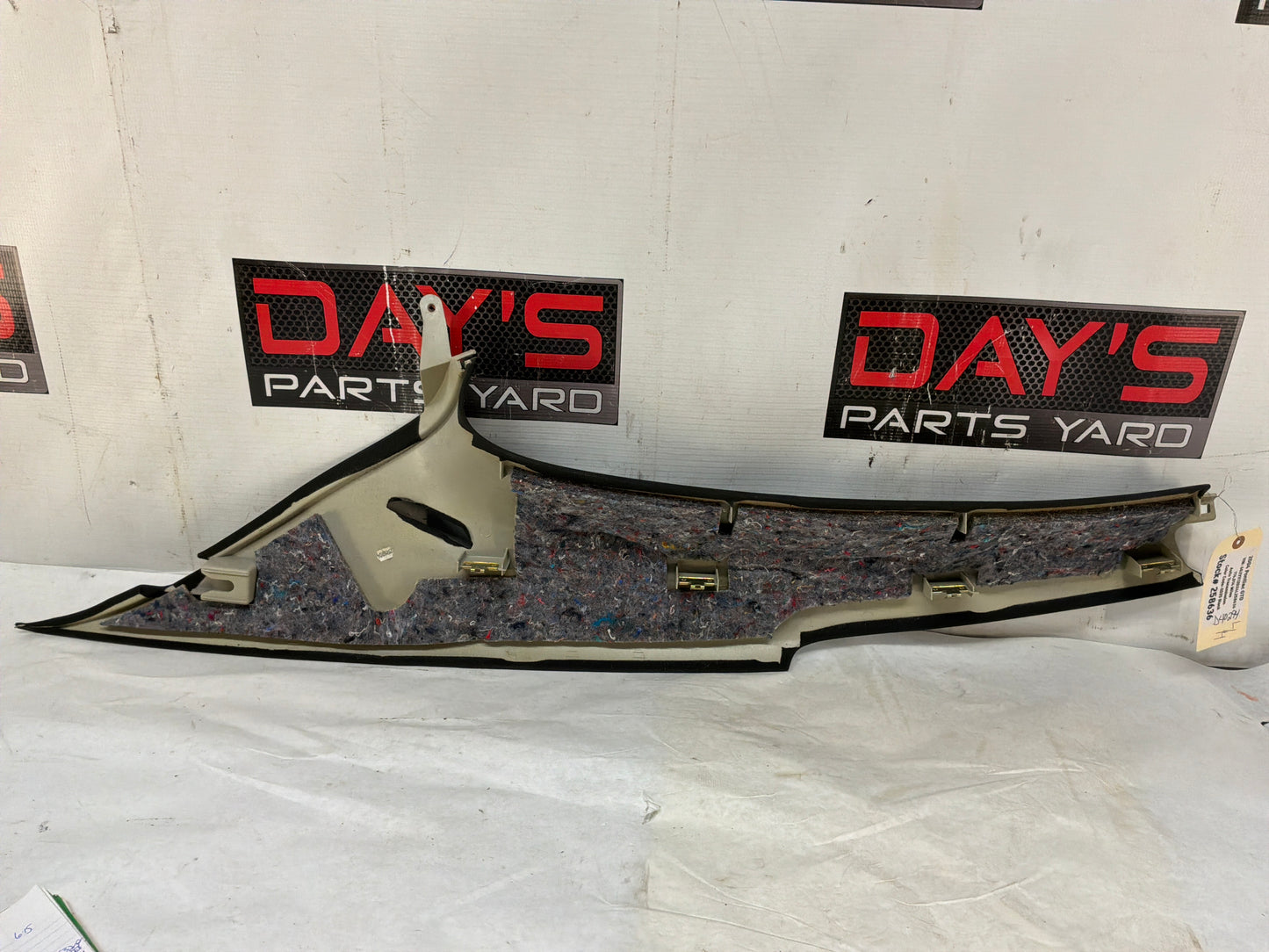 2004 Pontiac GTO LH Driver Rear Interior Quarter C Pillar Seat Belt Cover Trim Panel OEM