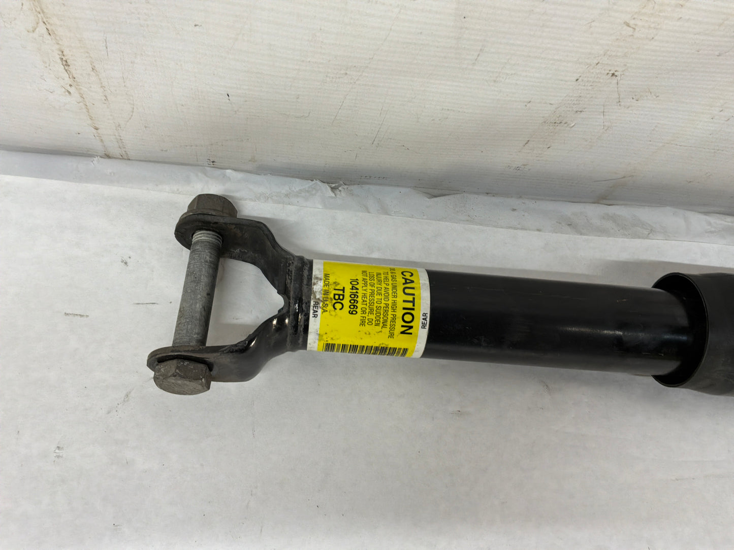 Rh rear shock - Day's Parts Yard