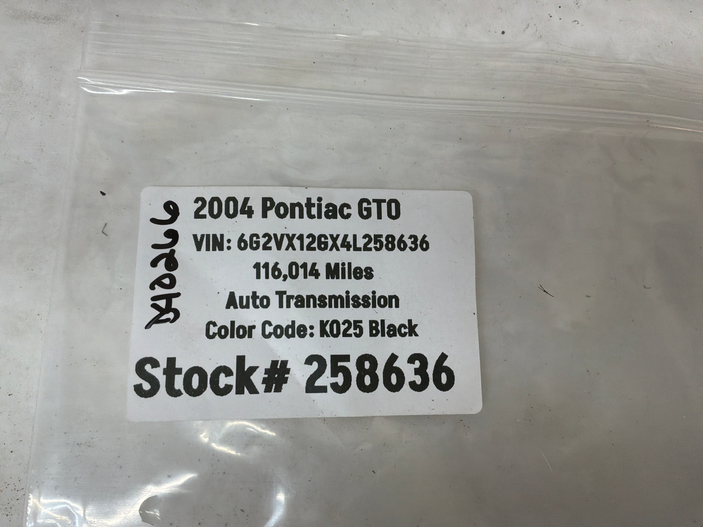 2006 Pontiac GTO Radiator Rubber Bushings Clips Isolators Set OEM