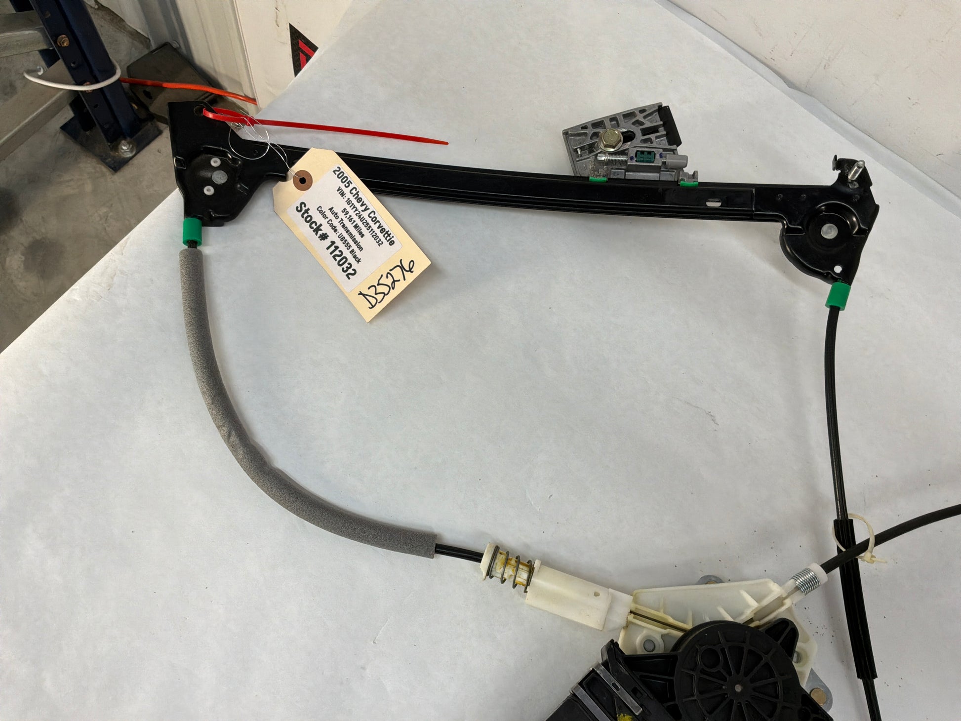Rh window regulator - Day's Parts Yard