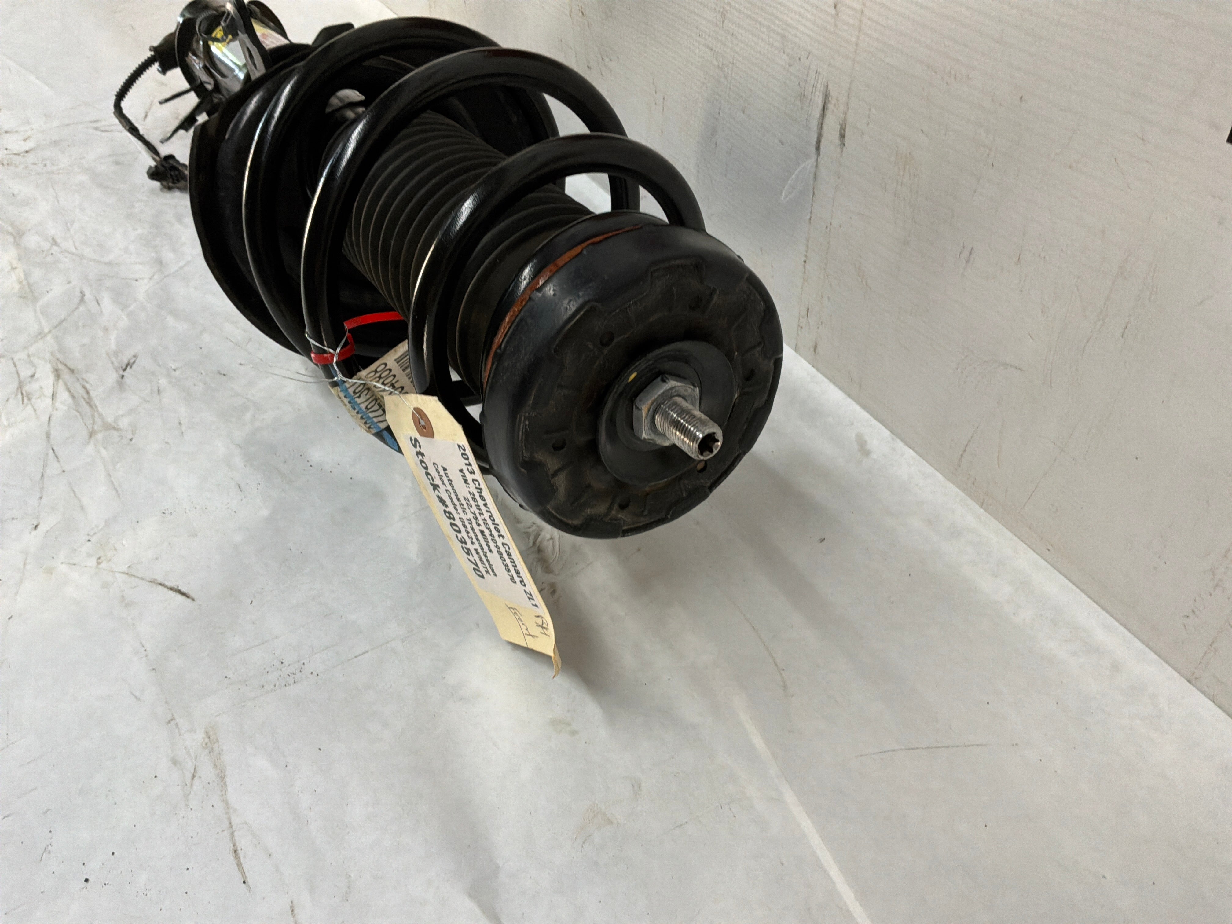 2013 Chevy Camaro ZL1 RH Passenger Front Magnetic Ride Strut Shock Ass