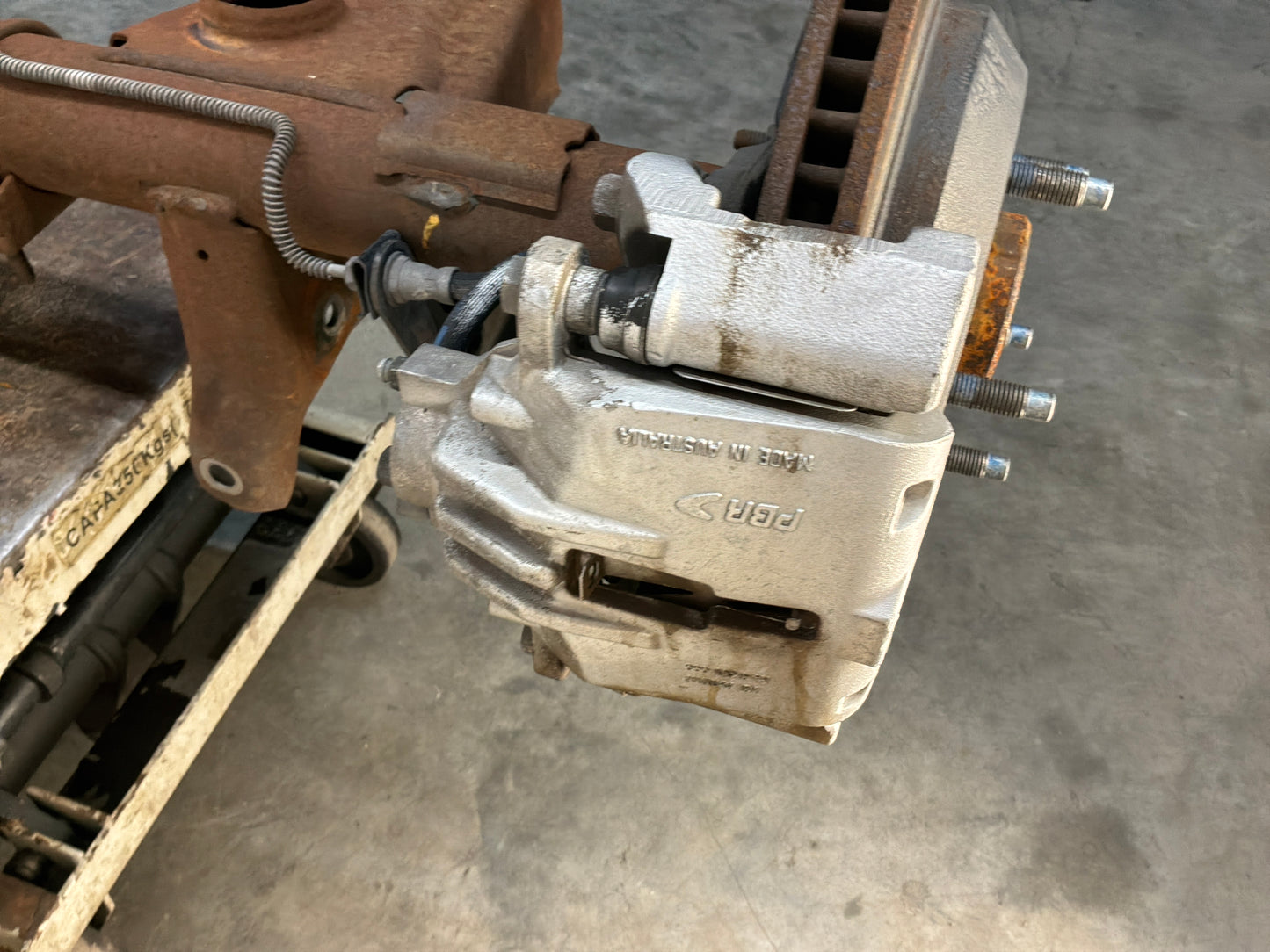 1999 Pontiac Trans Am WS6 Rear End Axle Differential OEM