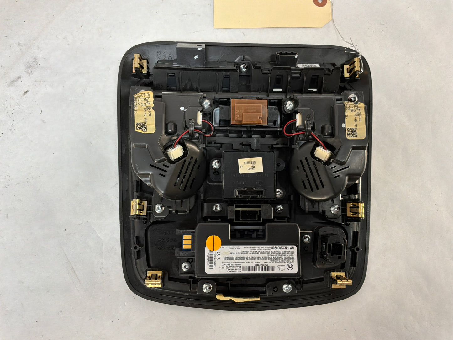 2016 Cadillac CTS-V Overhead Console Control Unit Dome Light OEM