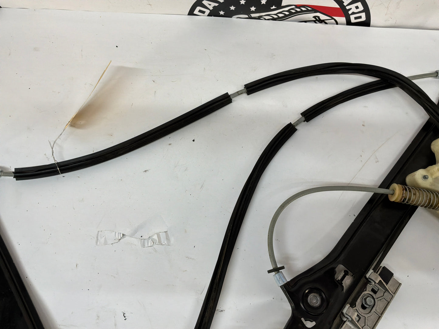 2015 Chevy Camaro SS 1LE LH Driver Front Window Regulator OEM