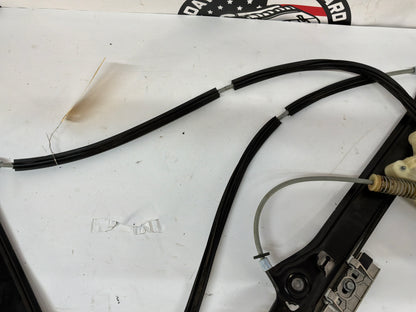 2015 Chevy Camaro SS 1LE LH Driver Front Window Regulator OEM
