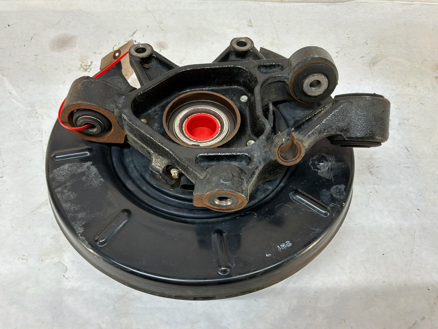 2008 Pontiac G8 RH Passenger Rear Suspension Spindle Hub Knuckle Wheel Bearing OEM