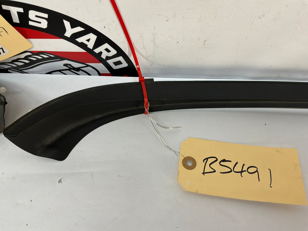 2017 Chevy SS Sedan RH & LH Windshield Window Molding Trim Moldings OEM