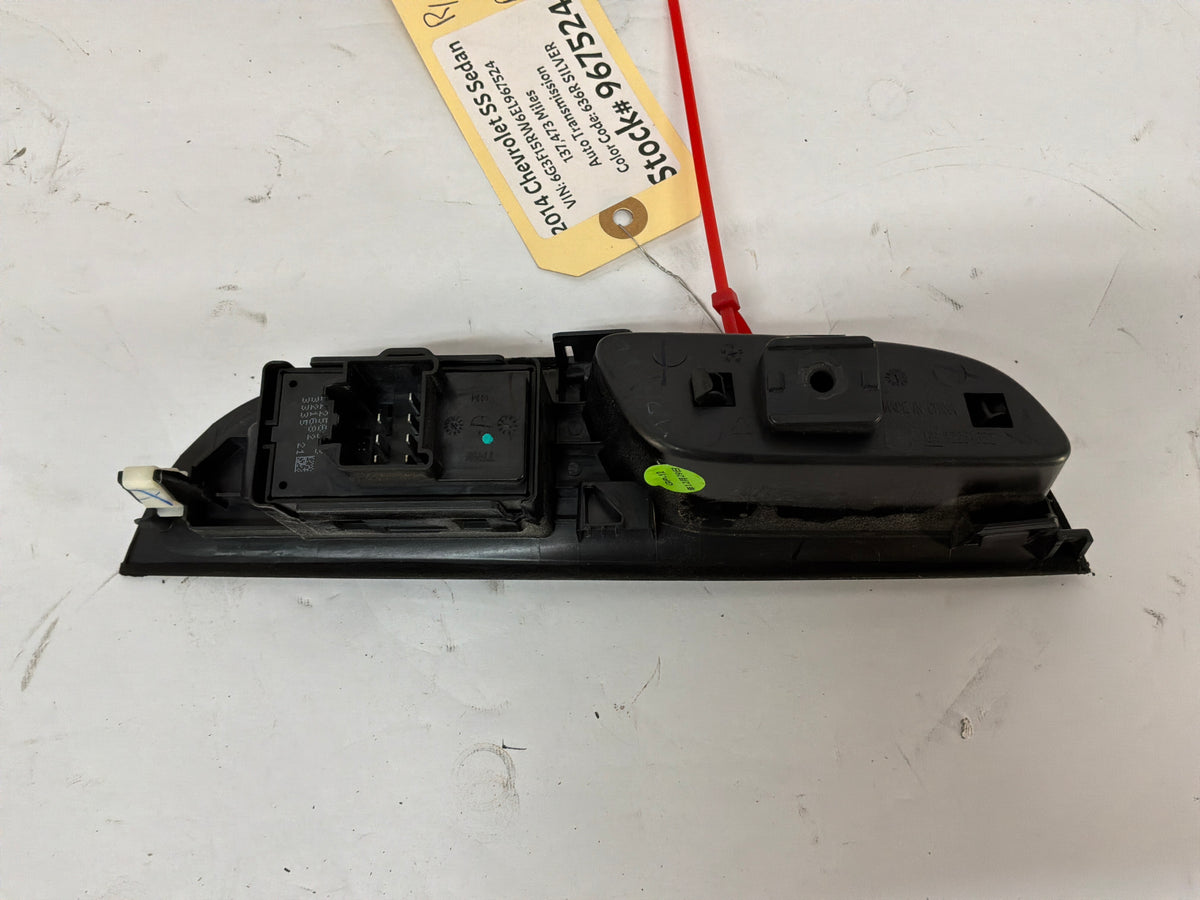 2014 Chevy SS Sedan RH Passenger Rear Window Switch Control Bezel OEM