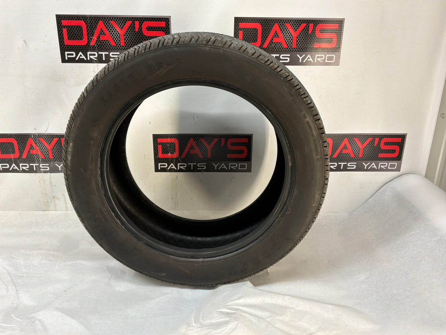 Tire set - Day's Parts Yard