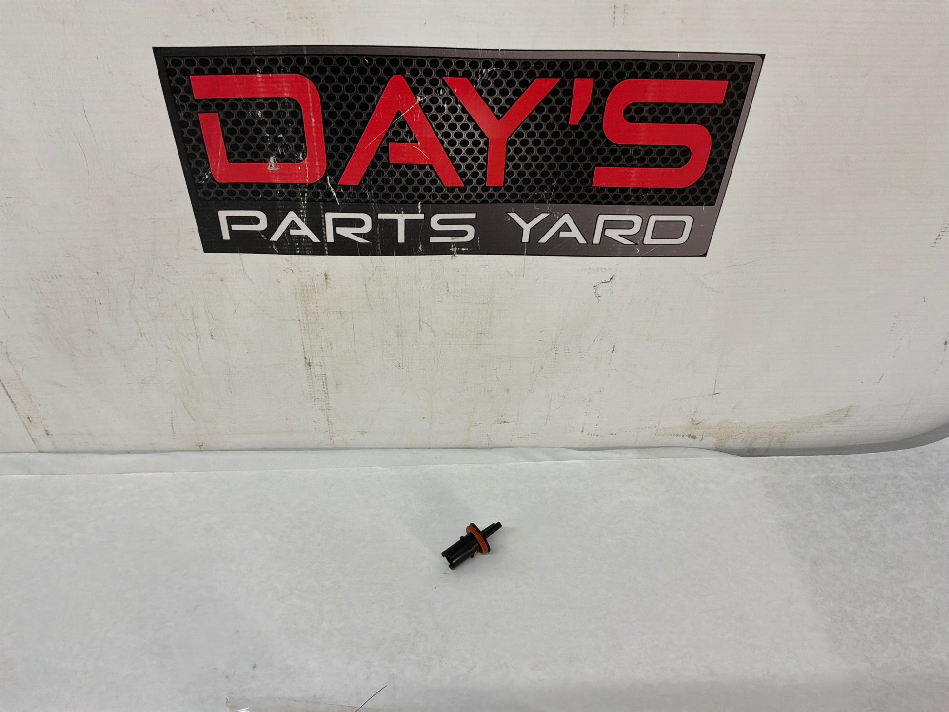 Turn signal socket - Day's Parts Yard