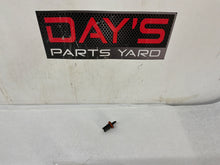 Turn signal socket - Day's Parts Yard