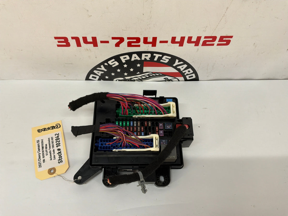 2021 Chevy Camaro SS Body Wiring Harness Junction Block OEM