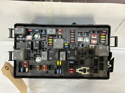 2013 Chevy Camaro Engine Motor Bay Accessory Wiring Junction Fuse Relay Box Block OEM