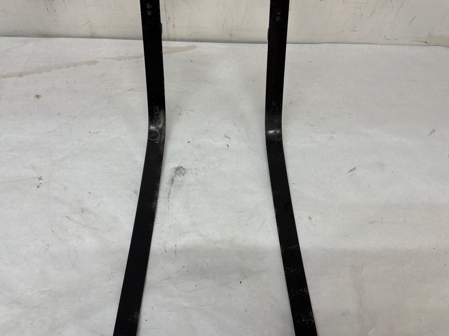 Fuel tank brackets - Day's Parts Yard