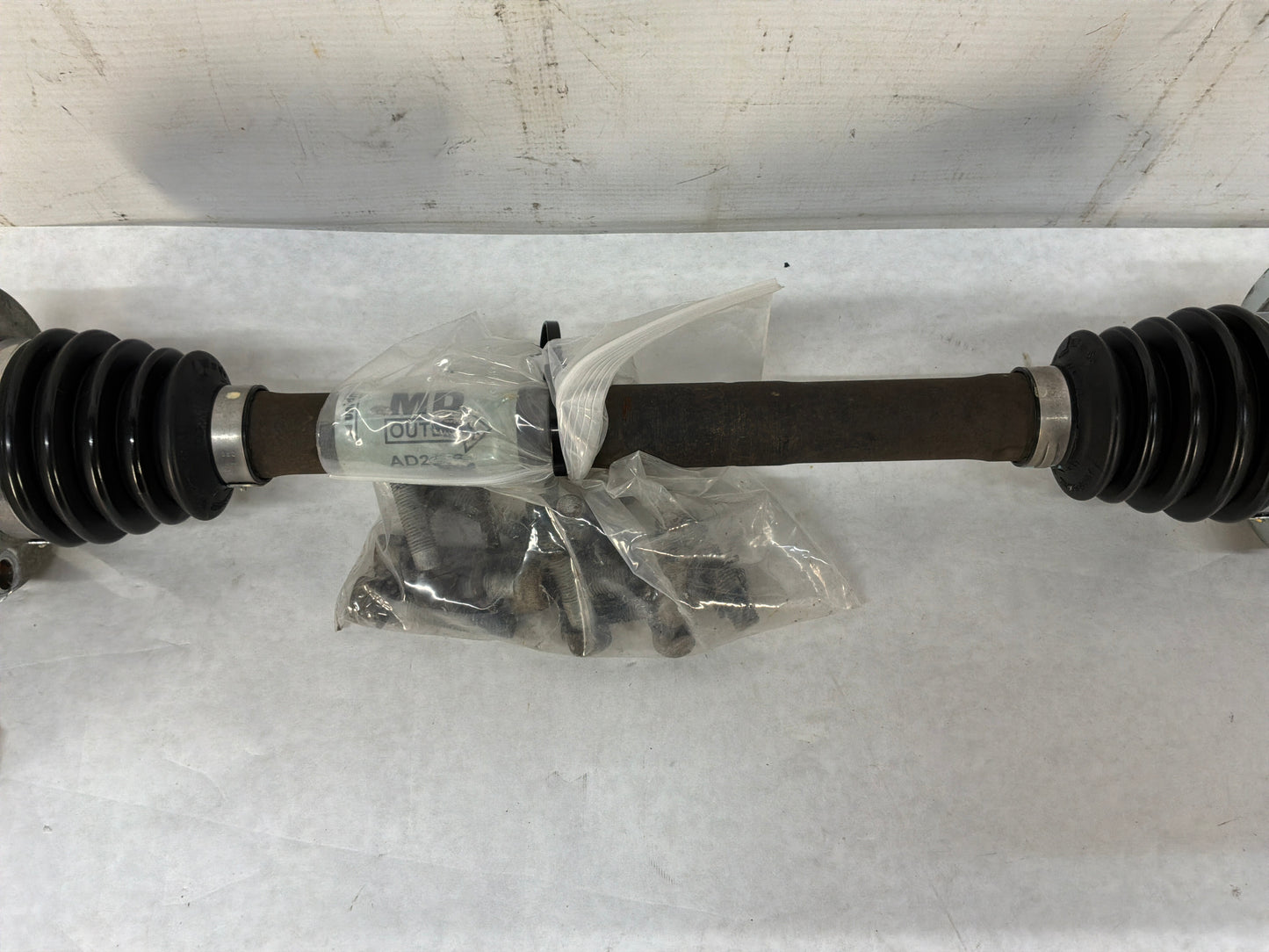 2006 Pontiac GTO LH Driver Rear CV Axle Half Shaft OEM