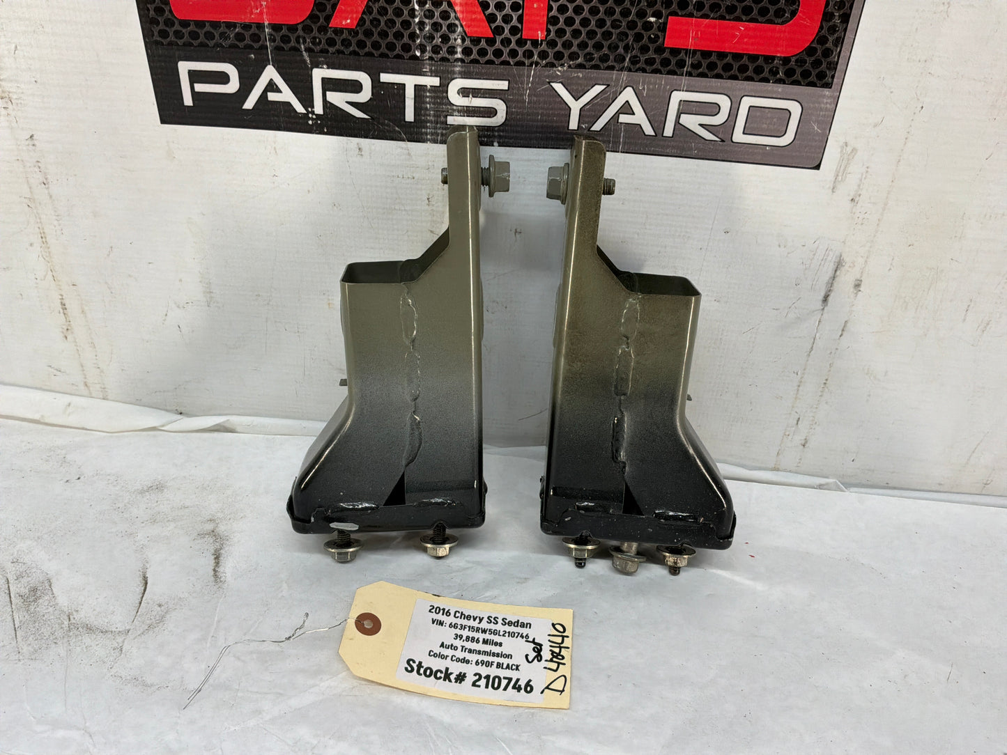 2016 Chevy SS Sedan RH & LH Rear Impact Bar Bumper Mounting Brackets Sleeves OEM