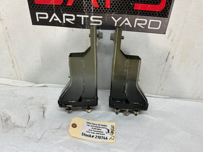 2016 Chevy SS Sedan RH & LH Rear Impact Bar Bumper Mounting Brackets Sleeves OEM