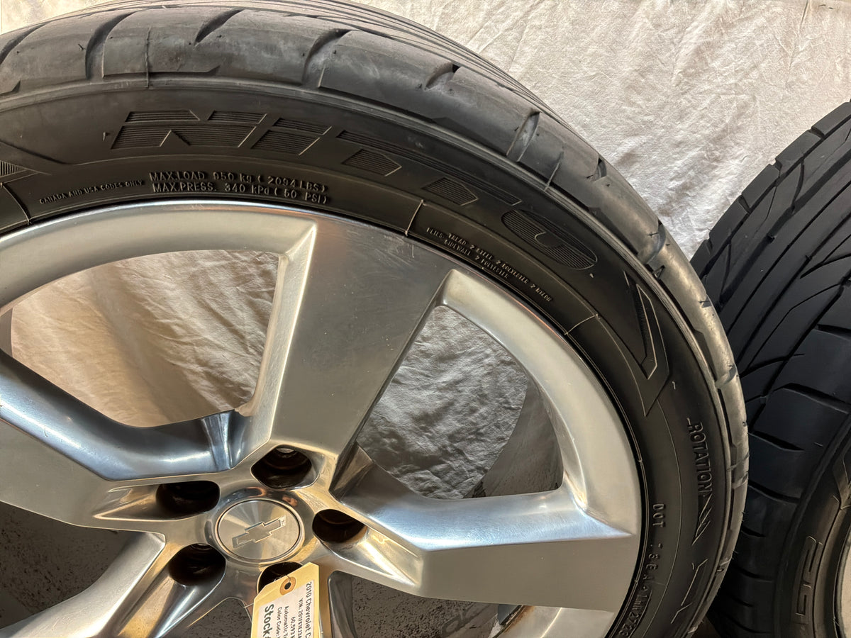 2010 Chevy Camaro SS 20x8 20x9 Factory OEM Wheels Rims with Tires