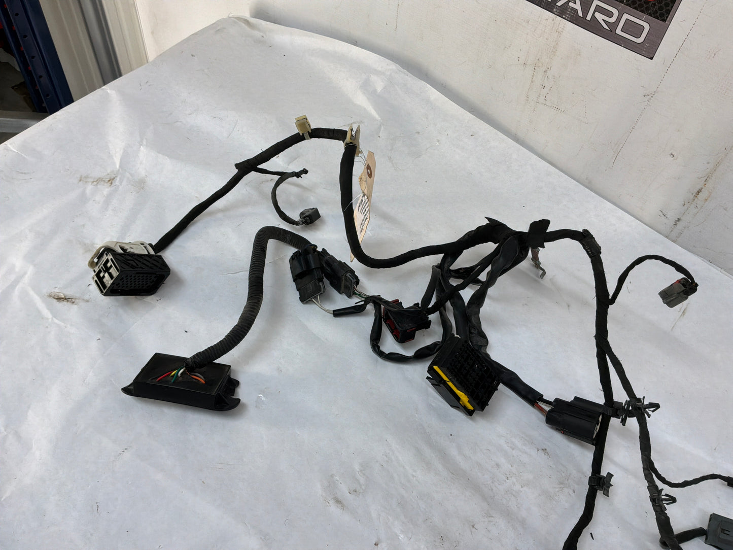 2014 Chevy Caprice PPV Radiator Core Support Headlight Lamp Wiring Wire Harness OEM - Day's Parts Yard