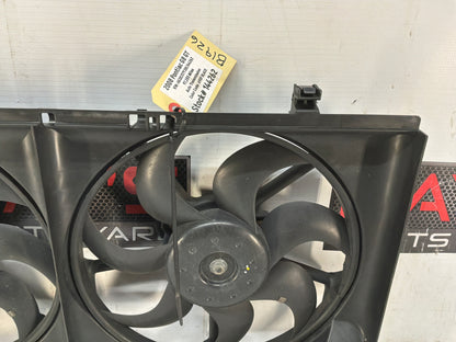 2008 Pontiac G8 GT Dual Radiator Electric Coolant Cooling Fans Assembly OEM