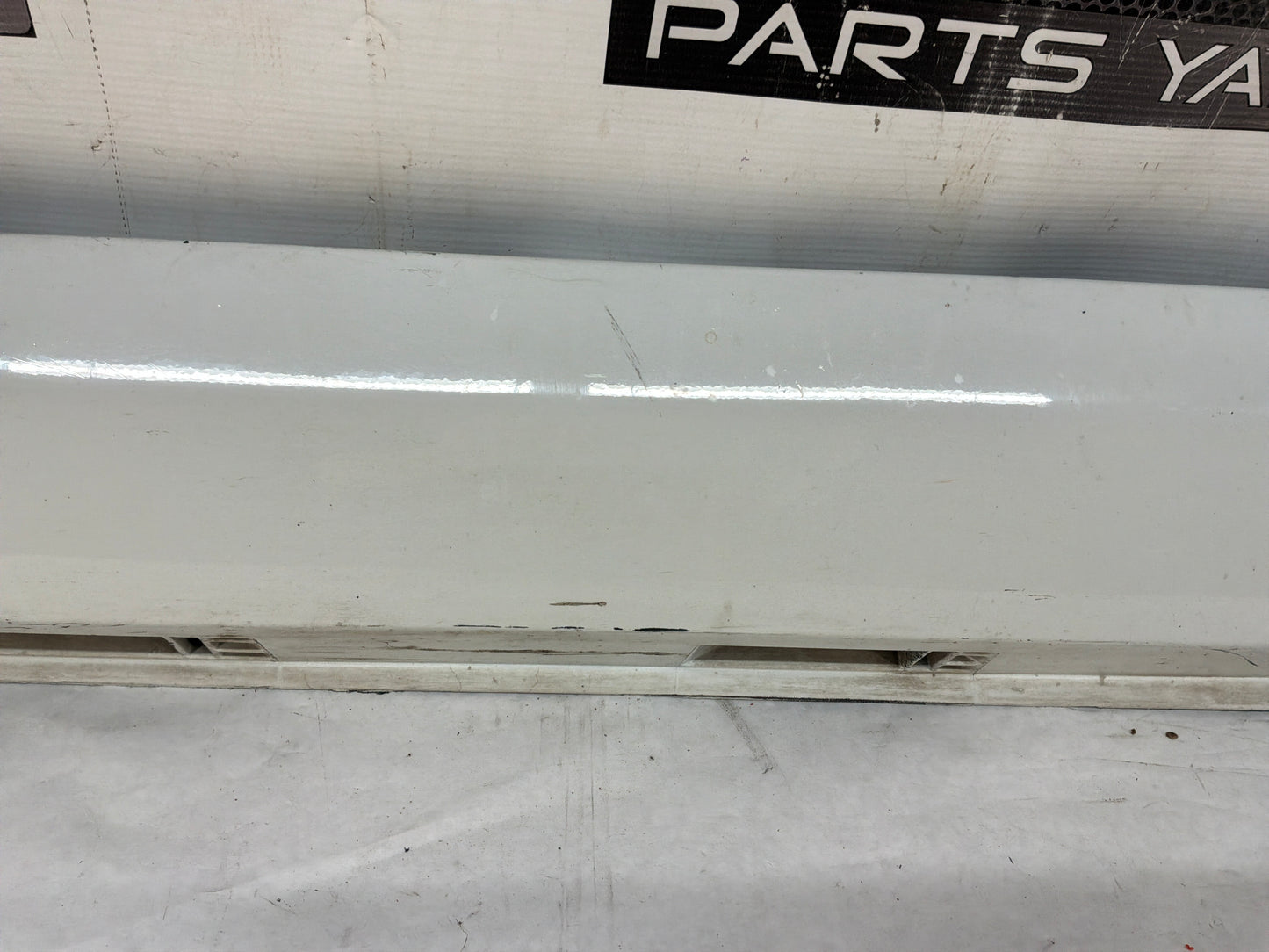 2016 Chevy Caprice PPV LH Driver Rocker Molding Side Skirt Panel Trim OEM