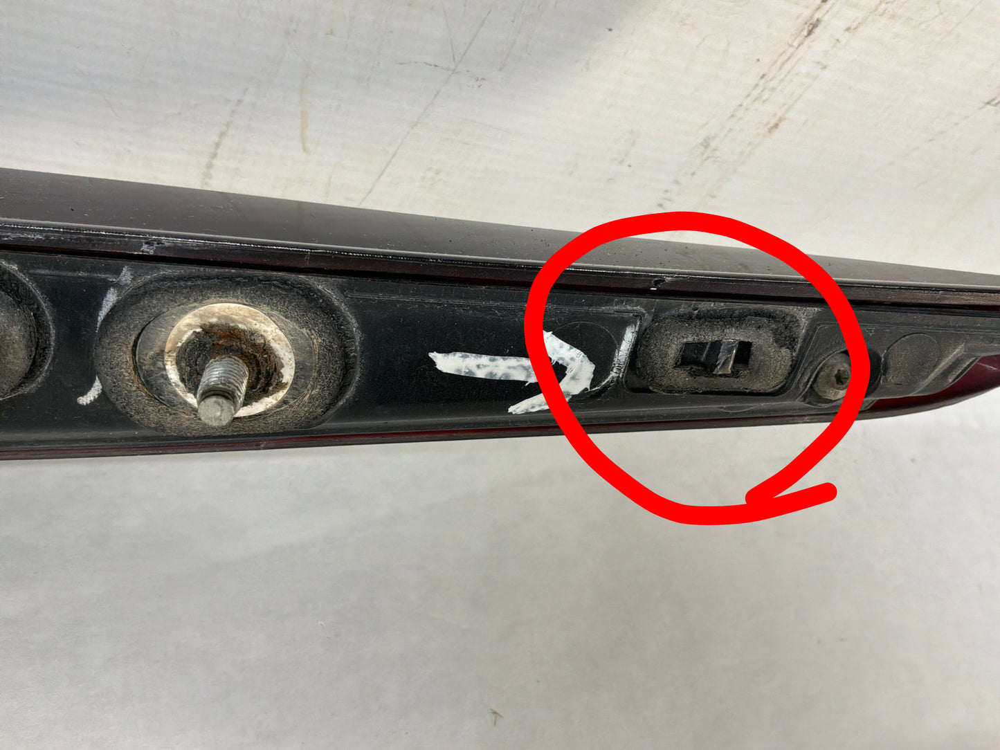 2010 Cadillac CTS-V Sedan Trunk Deck Lid 3rd Third High Mount Brake Tail Light Lamp OEM - Day's Parts Yard