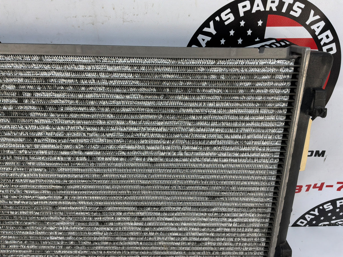 2002 Chevy Corvette C5 Convertible Engine Motor Coolant Radiator OEM