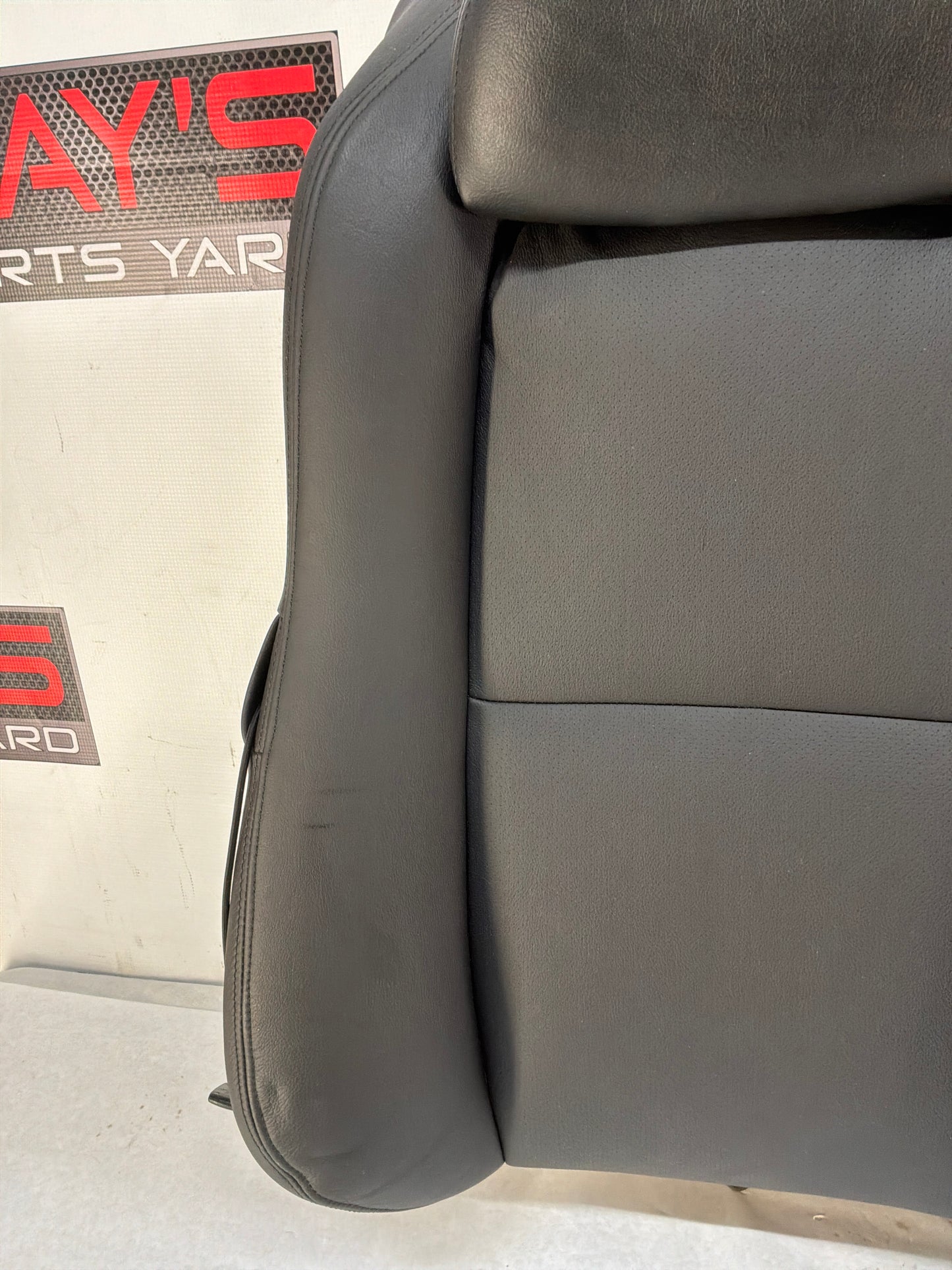 2006 Pontiac GTO Seats Fronts and Rears Black Leather OEM