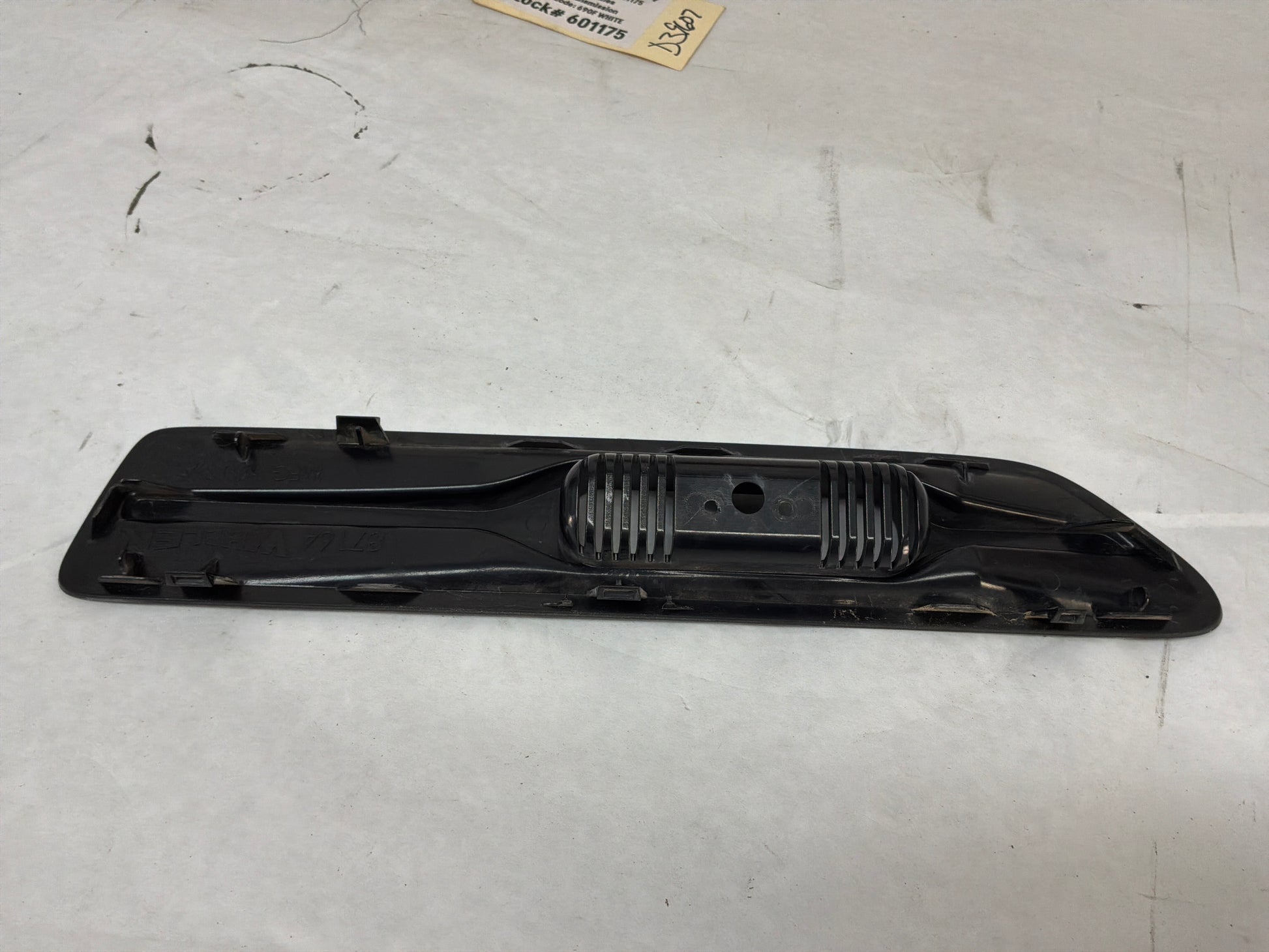 Rh fender marker - Day's Parts Yard