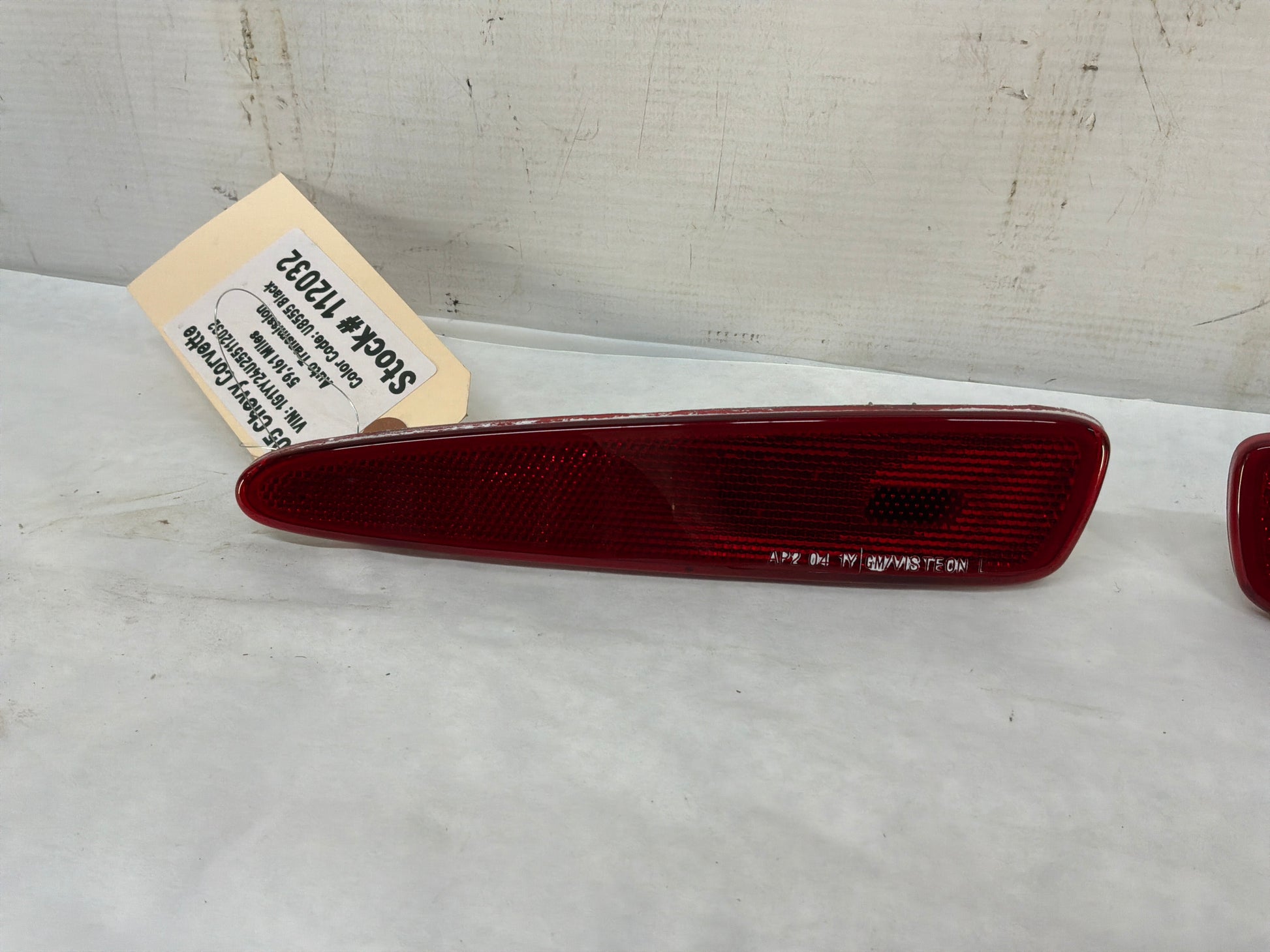 2005 Chevy C6 Corvette RH & LH Side Marker Turn Signal Light Lamp OEM - Day's Parts Yard