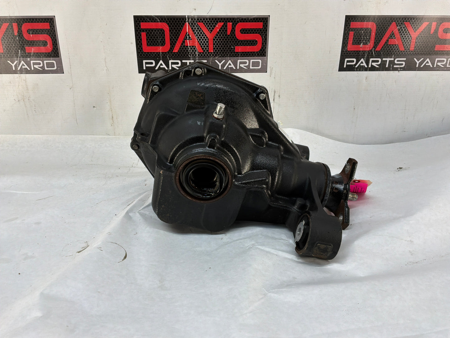2023 Chevy Camaro SS Automatic Rear End Differential 2.77 LSD OEM