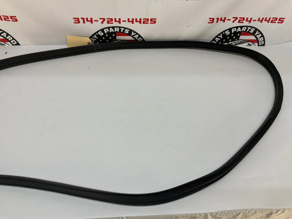 2014 Chevy SS Sedan LH Driver Front Door Weather Strip Rubber Seal OEM