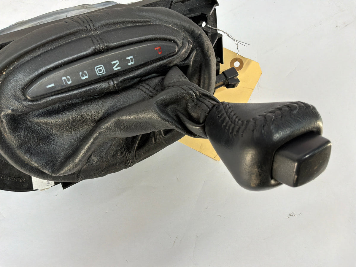 2002 Chevy C5 Corvette Convertible Automatic Shifter Gear Selector OEM