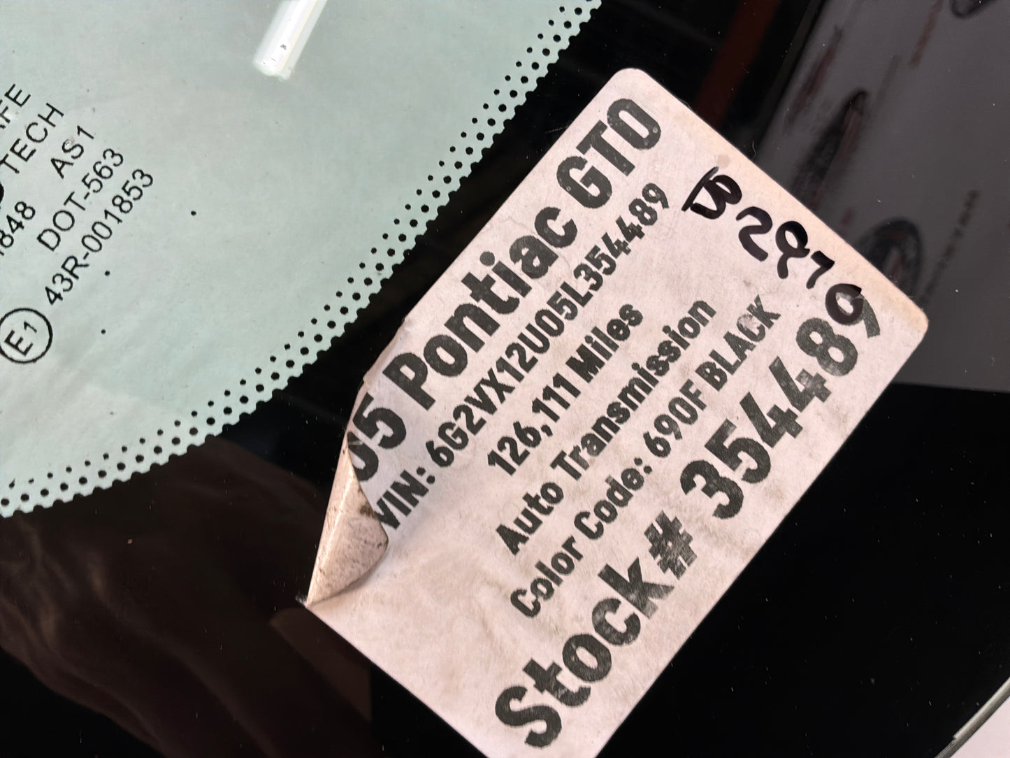 2005 Pontiac GTO Front Window Glass Windshield OEM