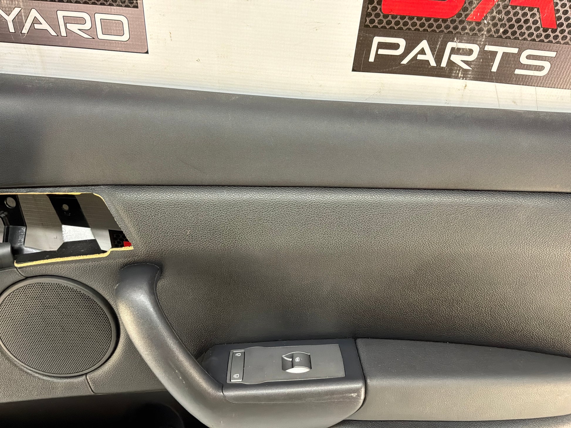 2013 Chevy Caprice PPV RH Passenger Front Interior Door Panel OEM - Day's Parts Yard