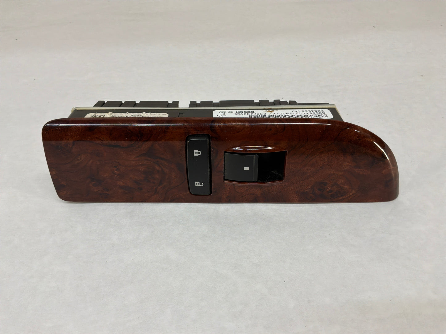 2012 Chevy Avalanche RH Passenger Front Side Door Accessory Switch Mount Plate