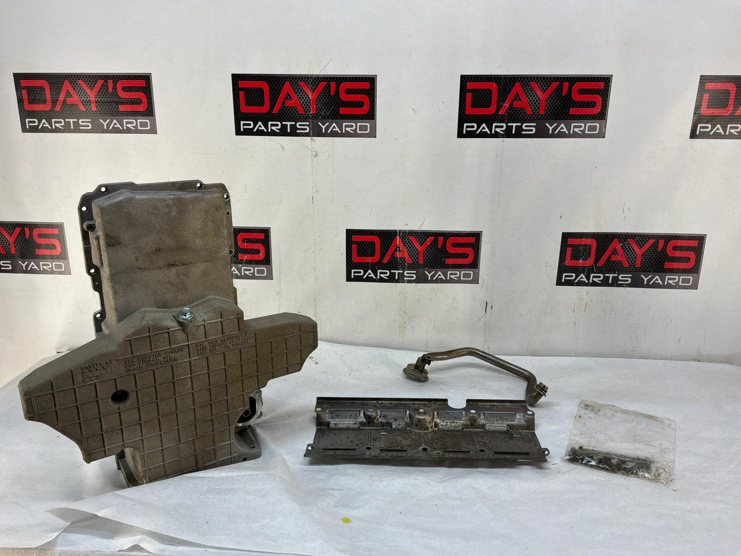 Oil pan - Day's Parts Yard