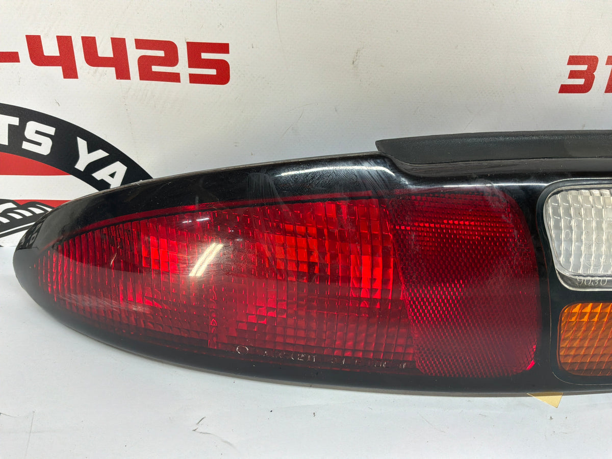 2002 Chevy Camaro Z28 RH & LH Taillight Tail Light Lamp OEM