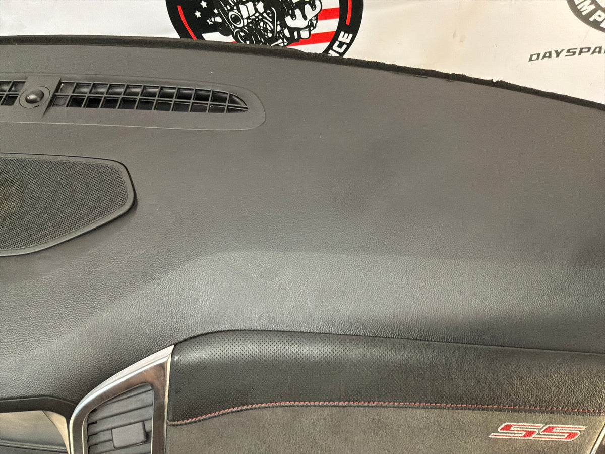2014 Chevy SS Sedan Complete Dash w/ Center Console & Shifter OEM