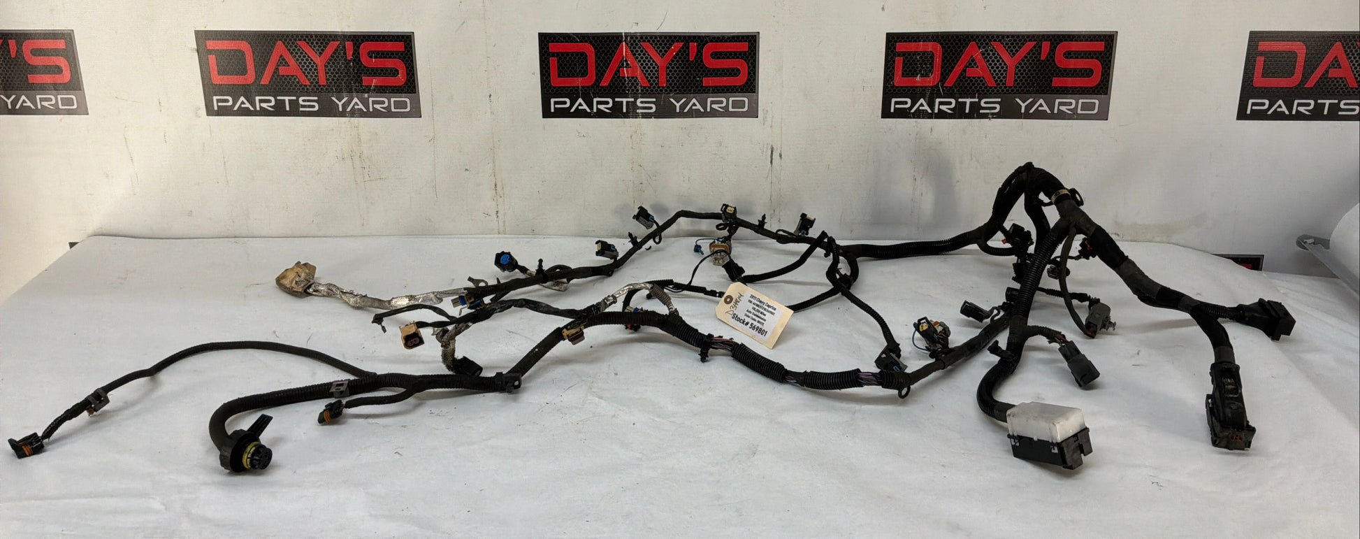 Engine harness - Day's Parts Yard