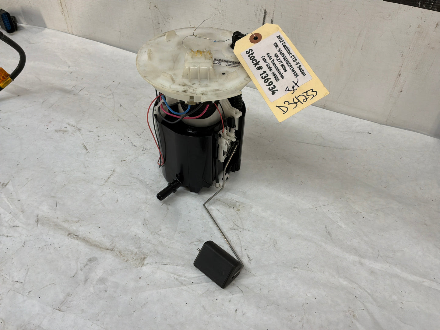 Fuel pump and level - Day's Parts Yard