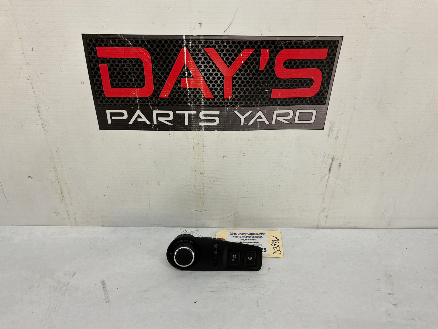2016 Chevy Caprice PPV Headlight Lamp Light Switch w/ Trim Plate OEM