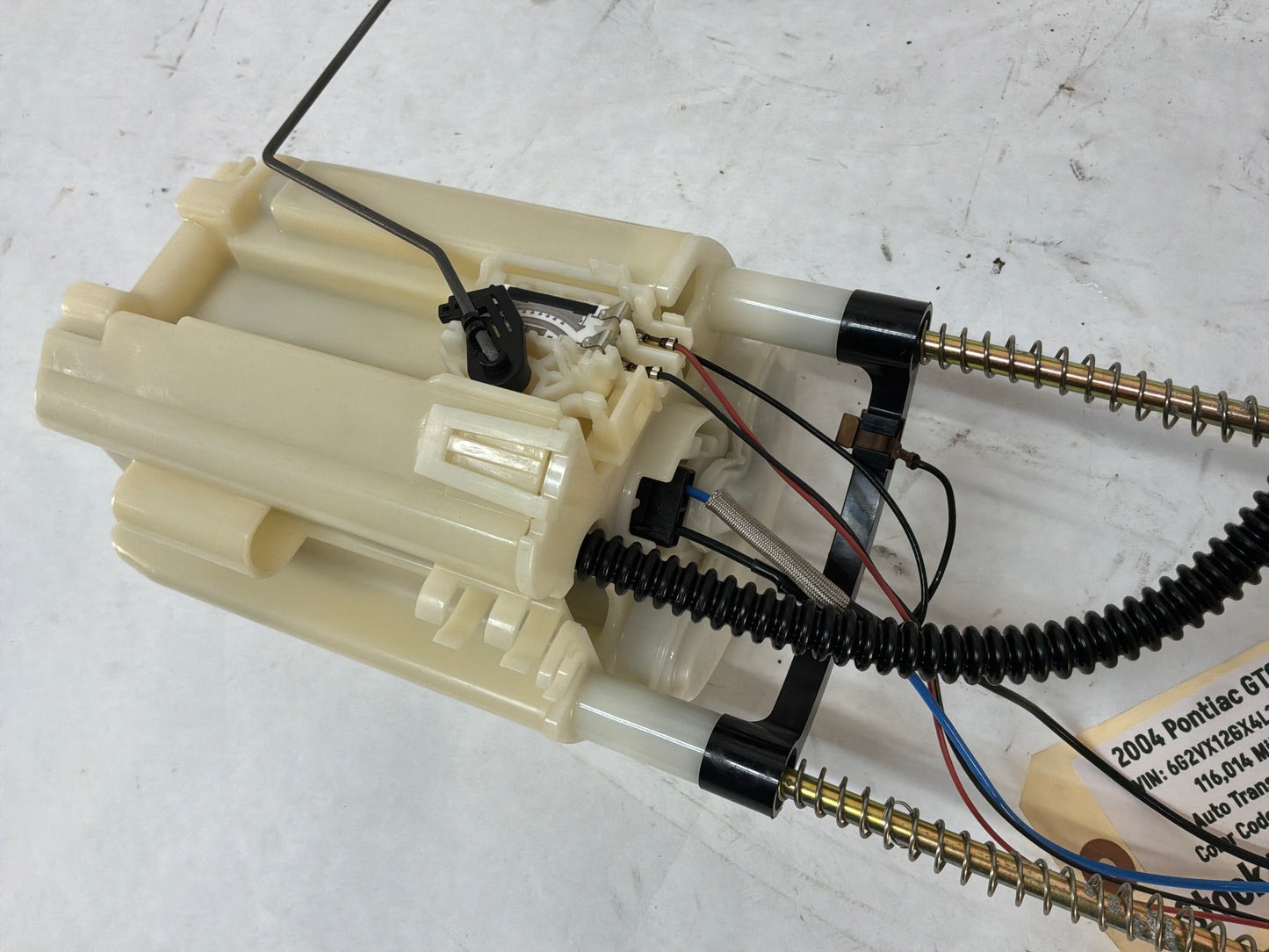 2004 Pontiac GTO Fuel Pump Level Sending Unit OEM