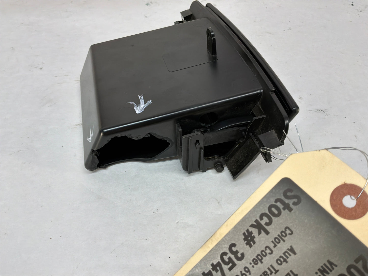 2005 Pontiac GTO Lower Radio Storage Cubby Compartment Tray Insert OEM