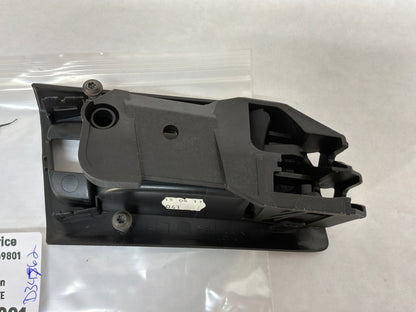 Rh rear door handle - Day's Parts Yard