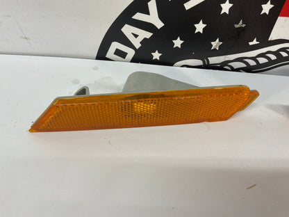2013 Chevy Camaro ZL1 RH & LH Front Marker Lights OEM